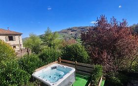 Gites Des Esselards